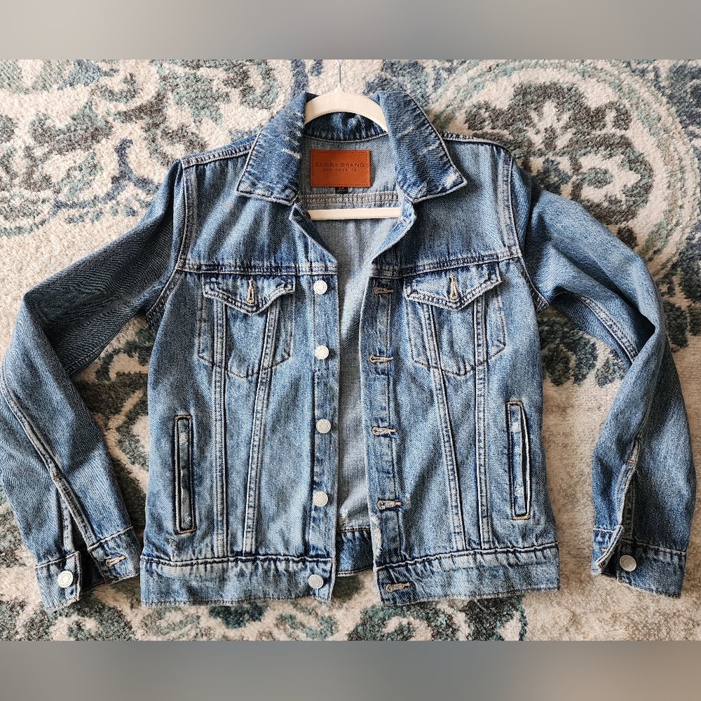 Lucky Brand size small Jean jacket